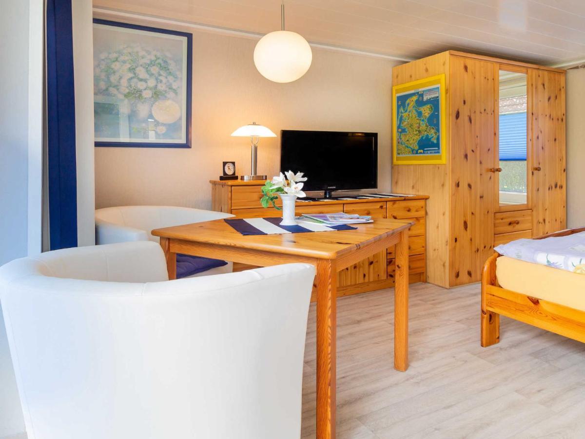 Ferienhaus Smerzinski Bergen Auf Rugen Bagian luar foto